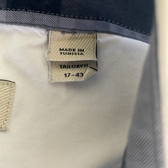 Burberry button down shirt tailored 17-43 fits L-XL - Picture 4 of 7